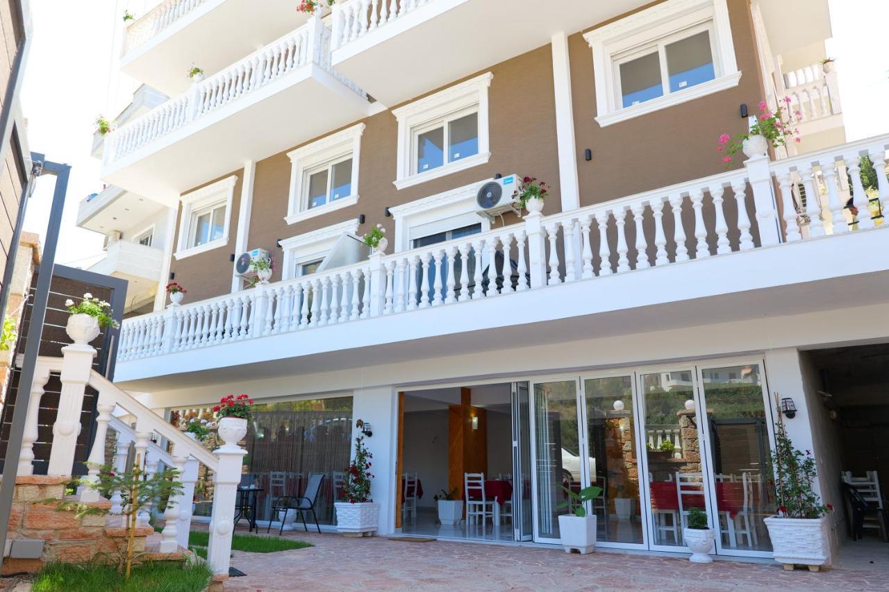 Elite Hotel 3*