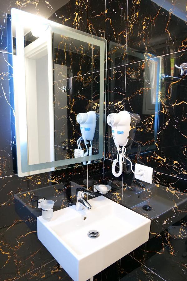 Elite 3* Sarandë