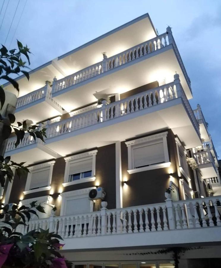 Elite Hotel